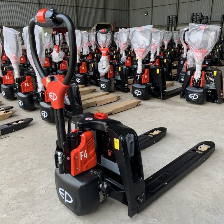 Xe nâng Mẫu 8